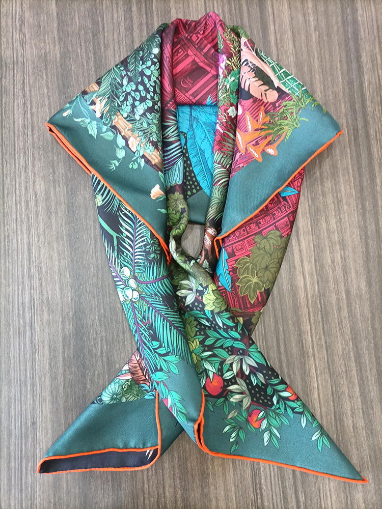 Travel Accessories Neck - Foulard in Seta 90CM da Donna,