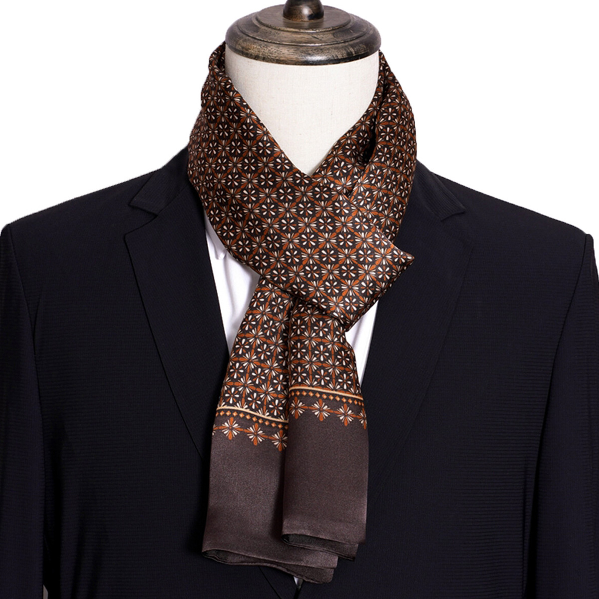 Sciarpa di seta a righe da uom - Travel Accessories Neck recensione e prezzo