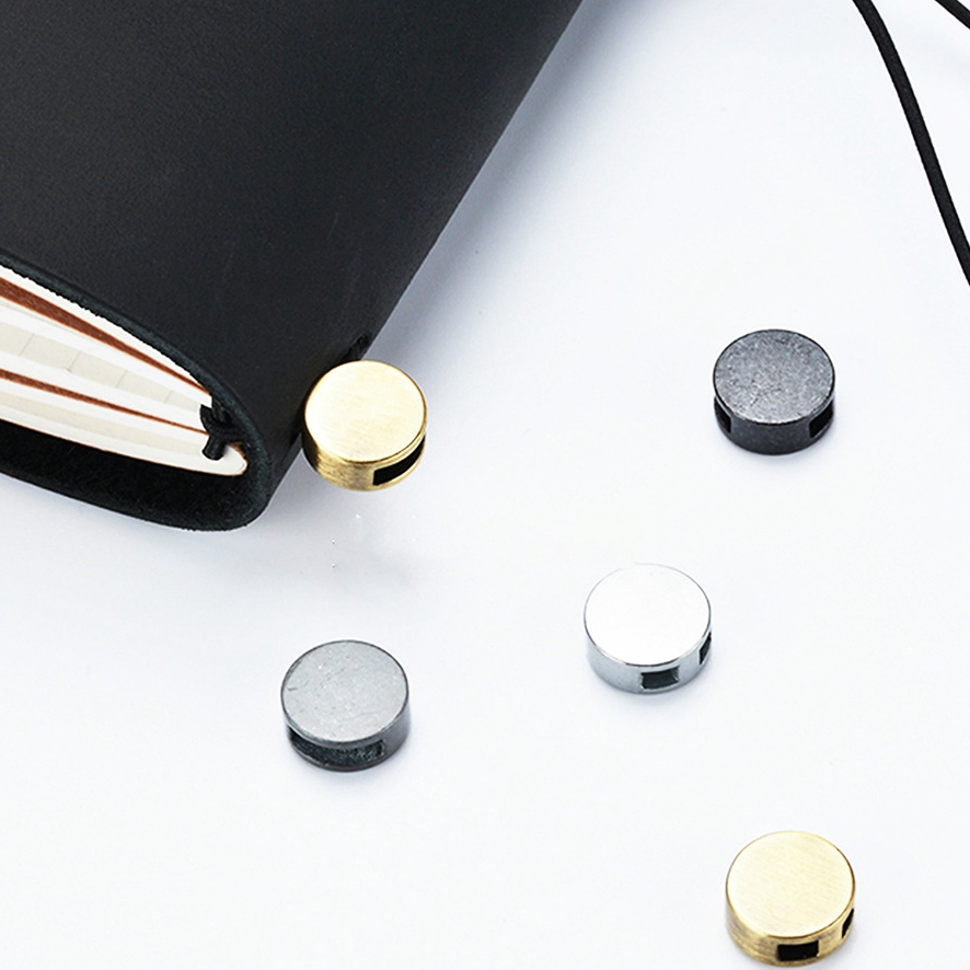 50 bottoni metallici all'ingro - Travel Accessories Wholesale recensione e prezzo