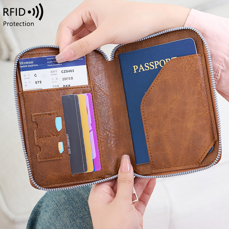 Nuovo portafoglio per passapor - Travel Accessories Plane recensione e prezzo