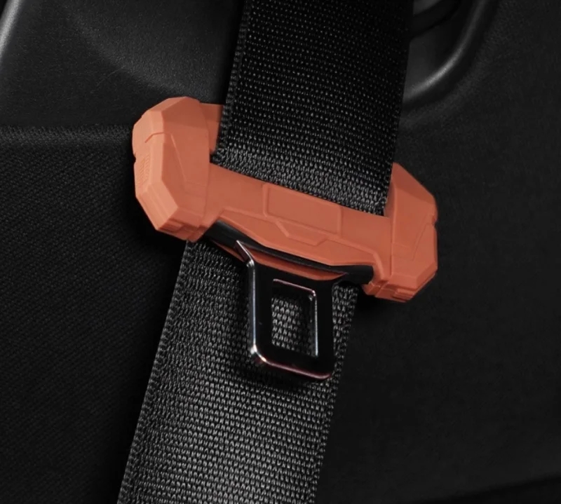 Spina per cintura di sicurezza - Travel Accessories Online Store recensione e prezzo