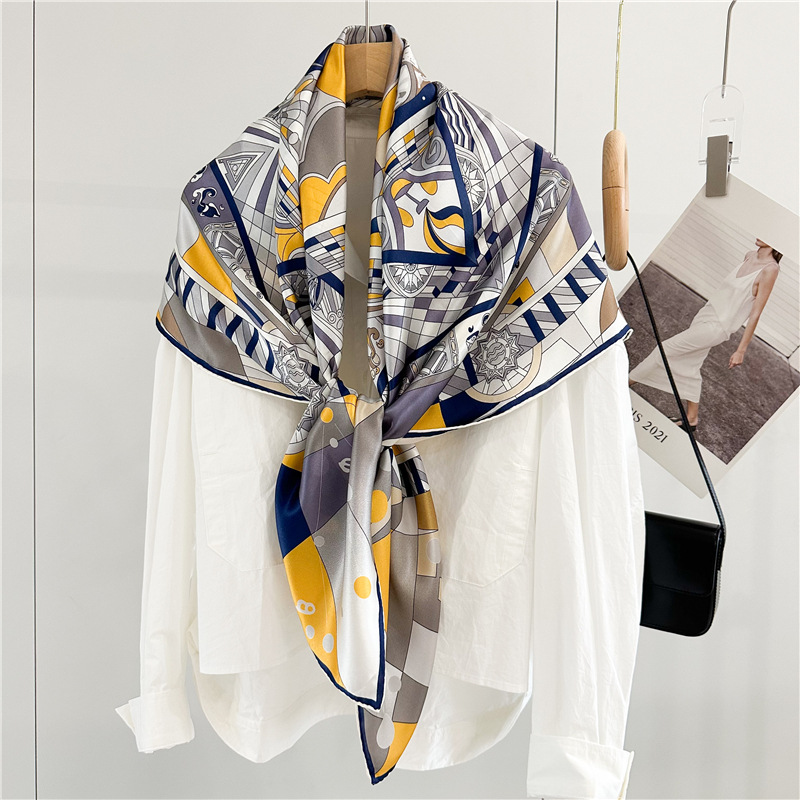 Foulard Quadrato in Seta da Do - Travel Accessories Neck recensione e prezzo