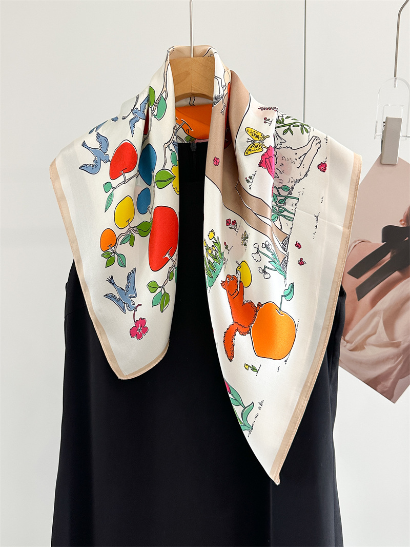 Foulard Quadrato in Seta con M - Travel Accessories Neck recensione e prezzo
